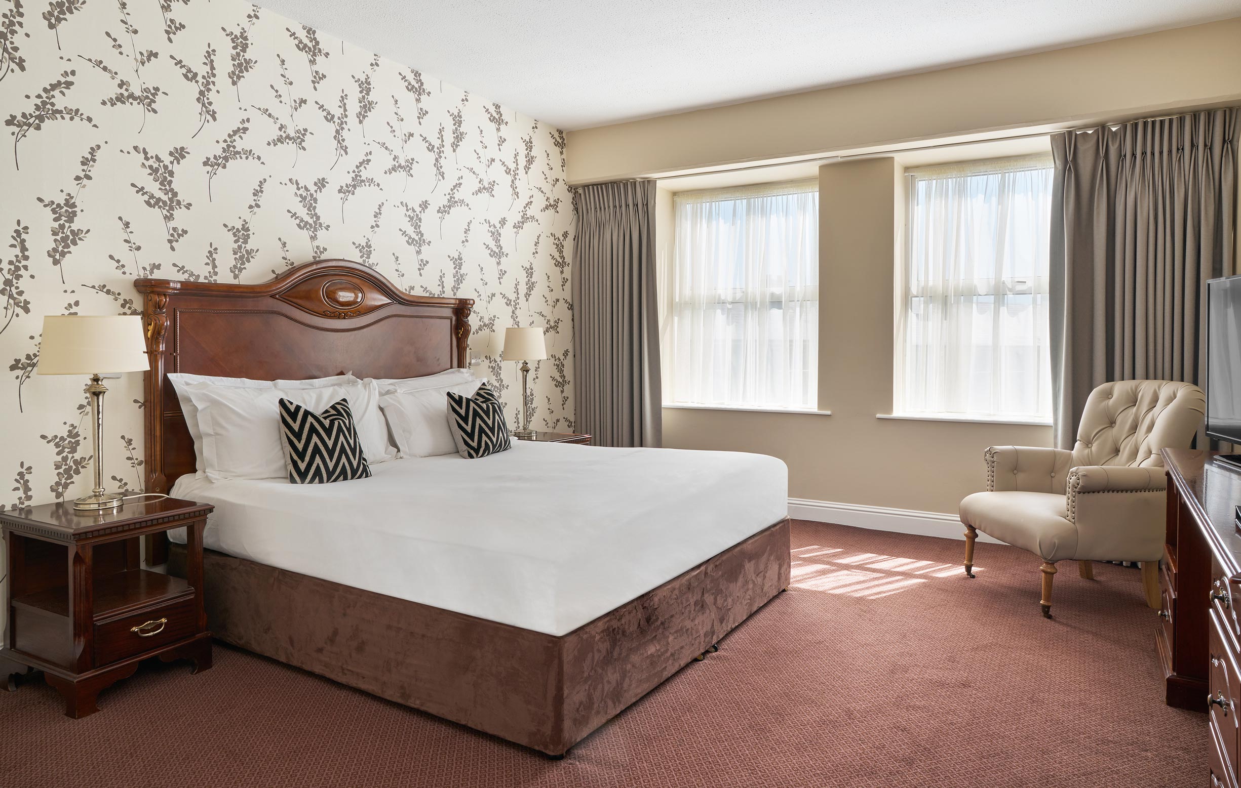 Summerhill House Hotel 718